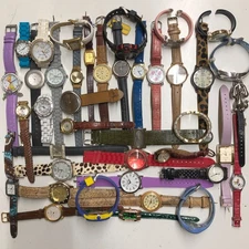 Lot Of 40 Assorted Womens Watches Untested Vintage Modern Non Metal