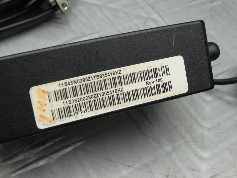 Cargador Adaptador de Corriente de CA Original Lenovo ADLX45NLC2A 20V 2.25A Foto 4 de 4