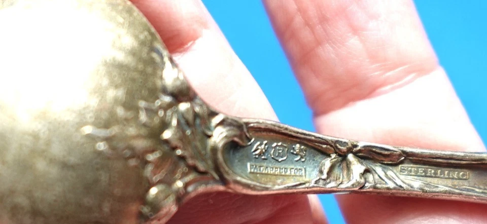 REED & BARTON STERLING SILVER LES SIX FLEURS SPOON ANTIQUE 33.4 GRAMS - Image 4 of 4