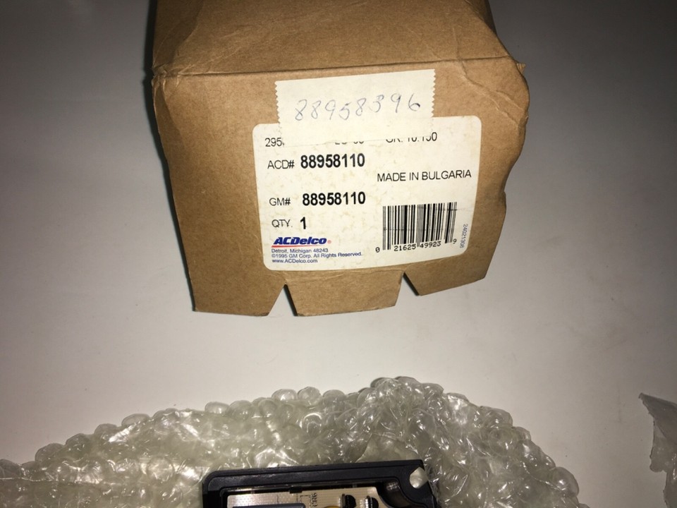 GM Cargo Net Trunk Hook Pair – Monte Carlo, Impala, Century, OEM Fast Shipping
