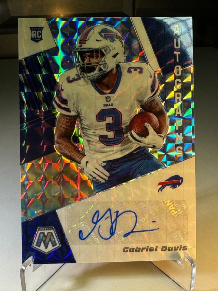 2020 Panini Mosaic Football NFL Buffalo. Gabriel Davis Rookie Autographs RA-39 - Image 4 of 4