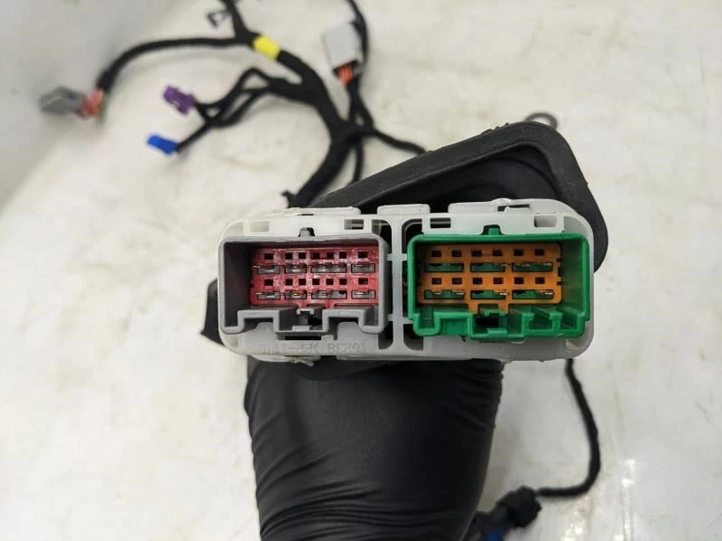 2018-2020 Ram 1500 Classic Front Left Door Wire Harness 68365303AB OEM - Image 2 of 4