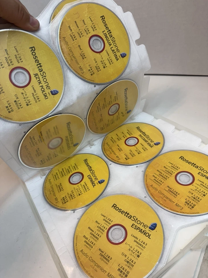 Rosetta Stone Version 3 ALL LANGUAGES English Spanish German Italian 38 CDs - Image 4 of 4