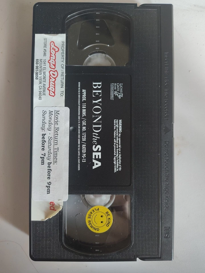 Beyond The Sea VHS 2004 Kevin Spacey John Goodman Rare HTF Ex Rental Clear Case Foto 3 de 4