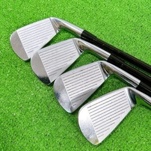 Titleist 695CB Forged Iron Set 7pcs 4-P Fujikura ZCOM Flex X Left-Handed - Image 4 of 4