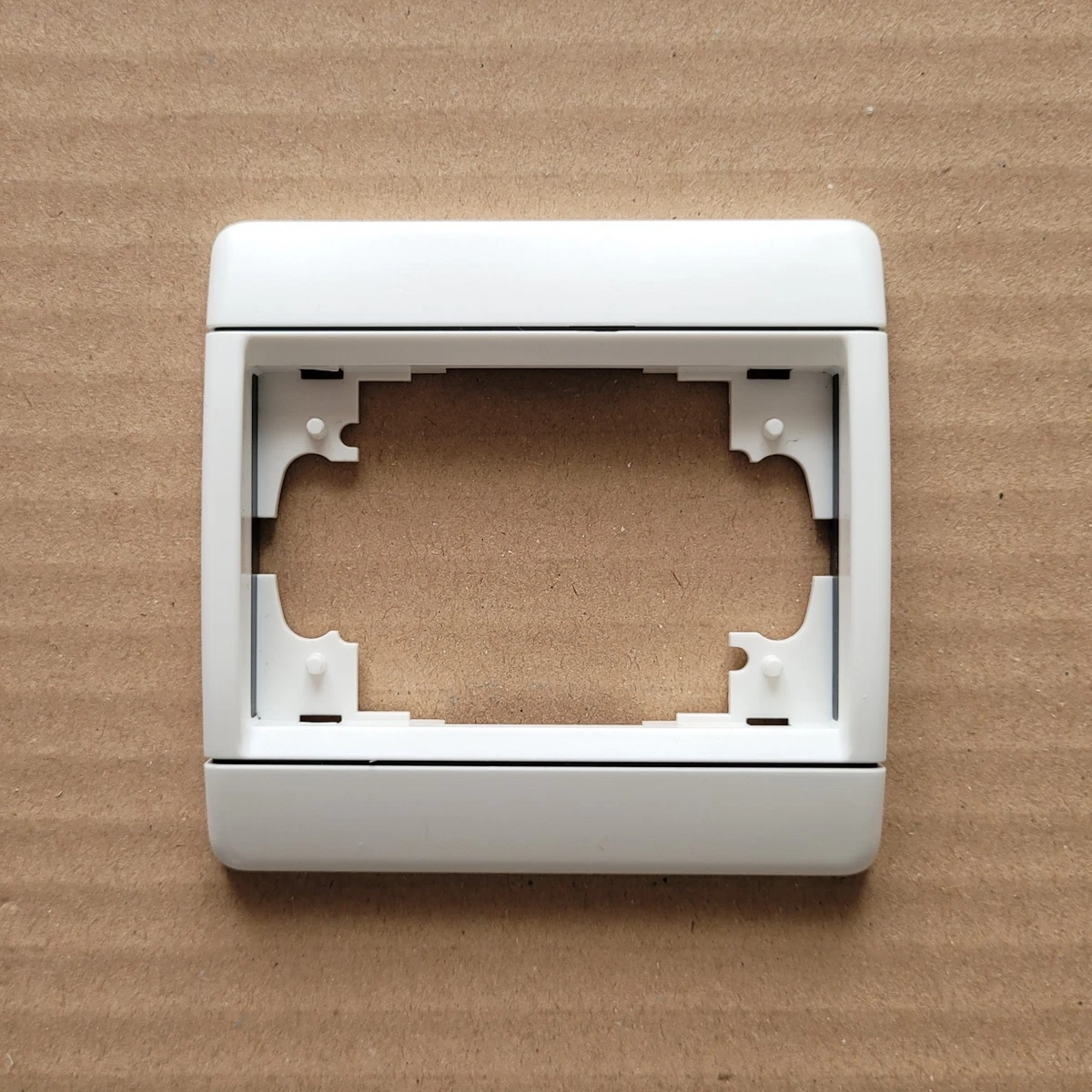 Arnould 60629 Prise TV simple - Lumière
