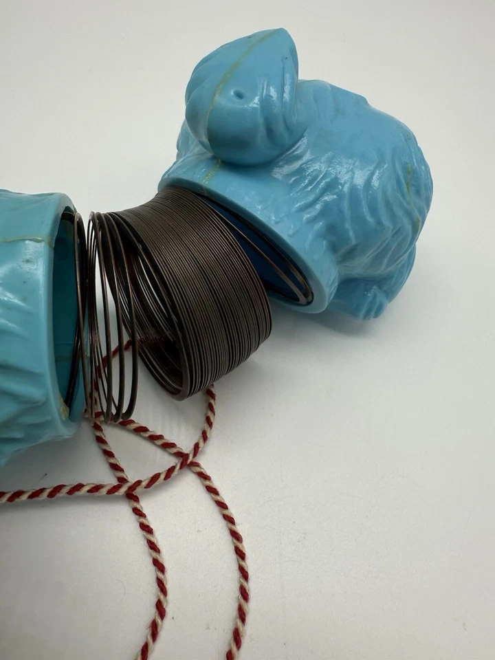 Vintage 1950s Slinky Kitty Cat Blue W/Pink Bow Celluloid - Image 4 of 4