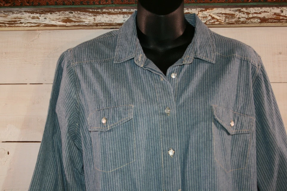 Denim a rayas con botones de perlas Millenium vintage para mujer Foto 3 de 4