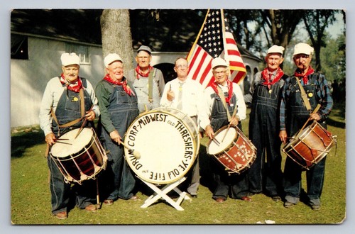 Postcard IA Mt Pleasant Fife & Drum Corps Midwest Old Settlers & Threshers C957