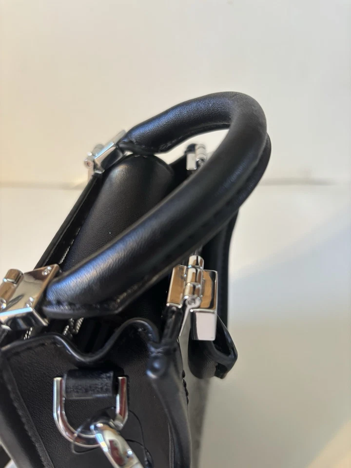 Bandolera para teléfono Calvin Klein Foto 4 de 4