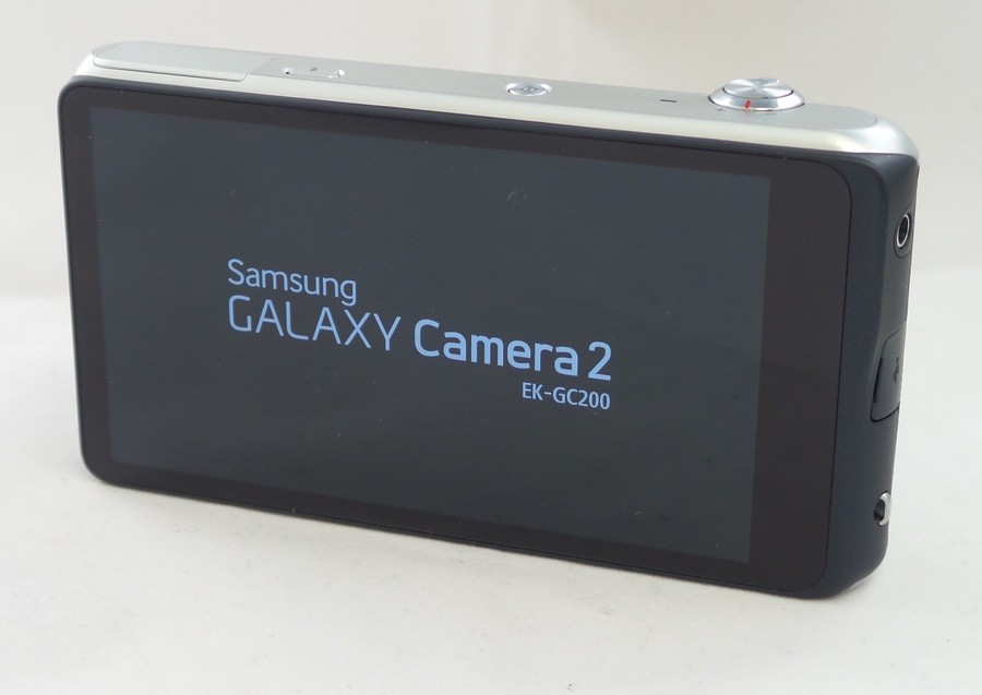 Samsung Galaxy Camera 2 EK-GC200 21x Zoom 4.8-in 16.3MP WiFi NFC