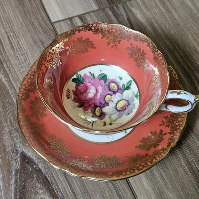Paragon Fine Bone China Tea Cup n Saucer By Appt To The H.M. Queen Mary England