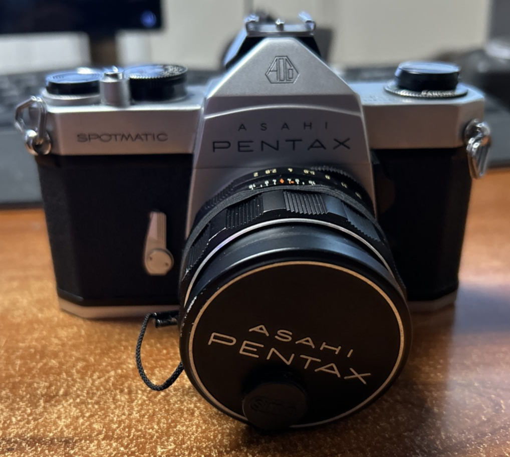 Asahi Pentax Spotmatic SP Silver Film SLR 55mm f1.8 M42 w/ Case