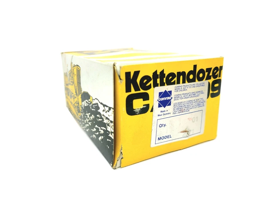 Caterpillar Cat D9 D9G Dozer with Ripper - Conrad 1:50 Scale Model #2871 New - Image 4 of 4