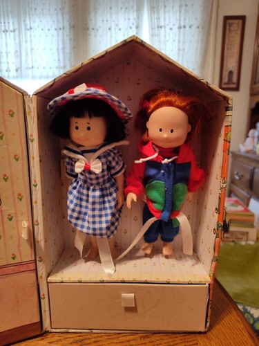 Vintage Eden Toys Madeline & Pepito Doll House Carry Case Wardrobe 2 Dolls 1999 - Picture 2 of 23