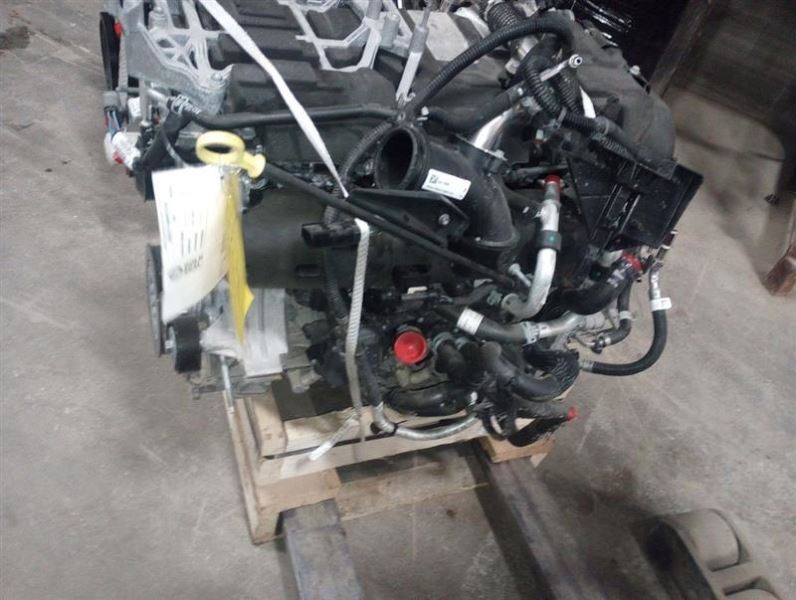 LM2 3.0L Diesel Engine 55489139 for Sierra Tahoe Silverado etc 20  