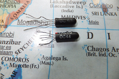 2x Vintage Germanium Transistor Valvo OC44, NOS ,Black Glass