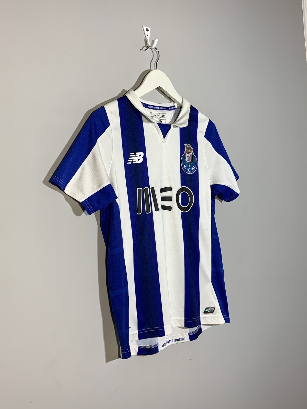 Porto New Balance 2016/17 Football Shirt Soccer Jersey thumbnail 2