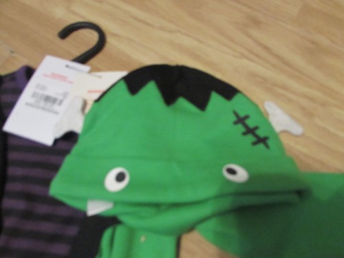 BABY'S FRANKENSTEIN/HALLOWEEN THEMED 2 PIECE COSTUME WITH HAT SIZE 3 TO 6 MONTHS - Picture 8 of 9