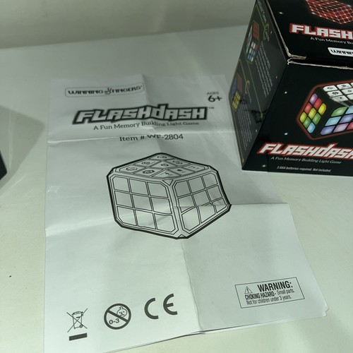 Flashdash Fun Memory Building Light Game Nesstoy 2022 Cube Winning Fingers - Picture 12 of 12