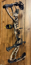 NICE Hoyt Powermax Compound Bow 60-70lb 25.5-30in Realtree Camo FULL PACKAGE