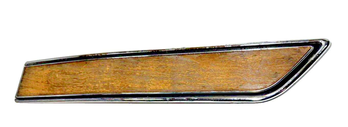 1970-1976 Chevy Corvette C3 Deluxe Door Panel Woodgrain Right Side OEM 3964152