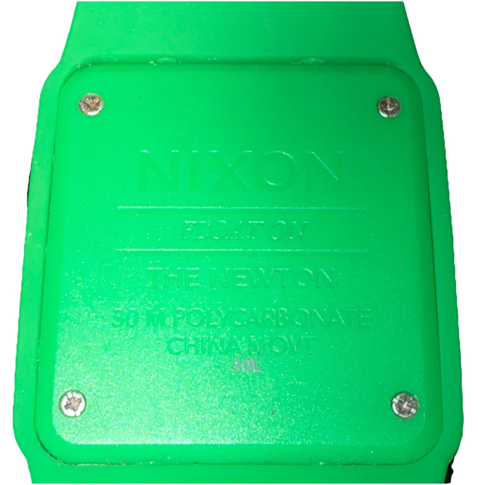 Reloj Nixon The Newton Hombre Misterioso Verde Goma Policarbonato Cuarzo 38mm 8" Foto 4 de 4