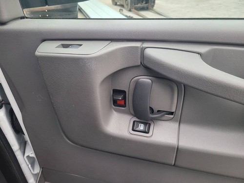 RoadTrek RT 190 Popular RV Class B Motor Home Camper Van - Picture 31 of 40