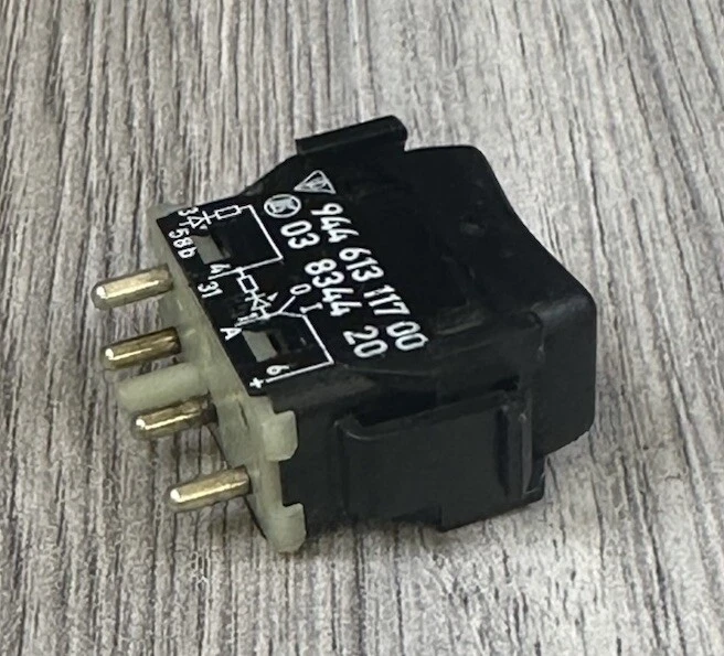 Interruptor de descongelación trasero Porsche 944/924 1977-1988 OEM  Foto 4 de 4