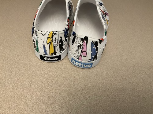 Scarpe slip on donna native Disney Minnie Mouse. Taglia 9. Ottime condizioni!!! - Foto 5 di 8