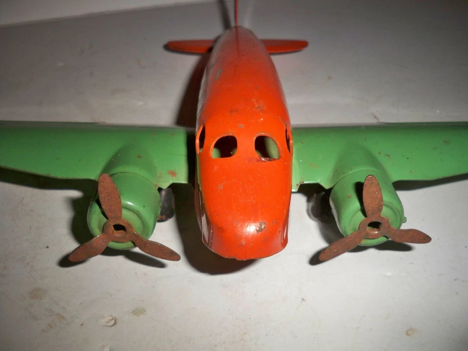 (2) 1930's Vintage WYANDOTTE Pressed Steel #204 Airplane Plane Toy 13" Wingspan - Image 4 of 4