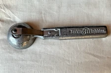 Vintage Baskin Robbins Push Button Ice Cream Scoop by Buildit Engineering USA