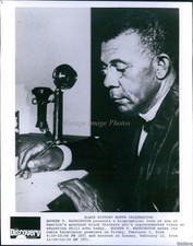 1989 Booker T Washington Subject Of Discovery Channel Show Television 8X10 Photo