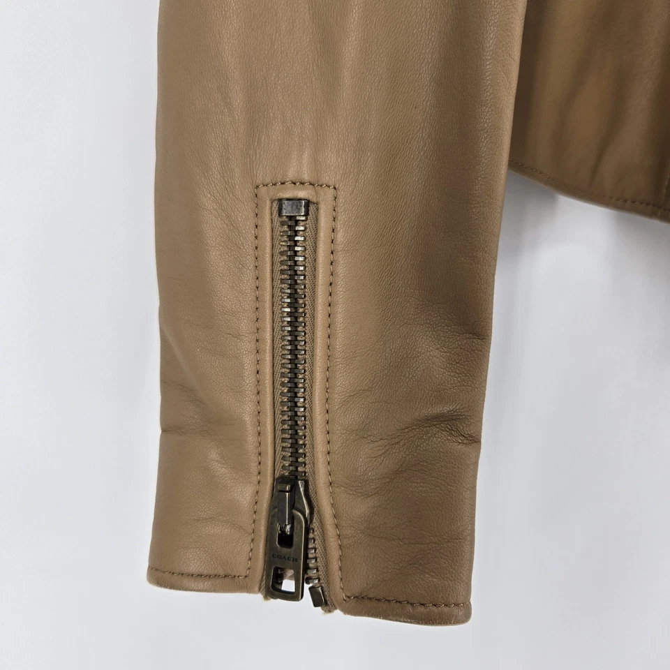 Chaqueta acolchada de piel de oveja COACH talla 0 color camel moto camel Foto 2 de 4