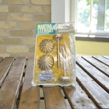 Martha Stewart 2 Curtain Holdbacks – Floral Gold Tiebacks – New in Package