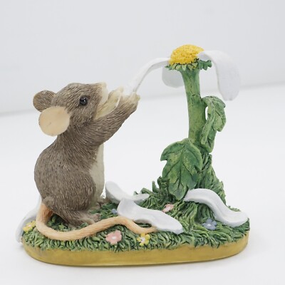 Charming Tails 87/395 You Love Me You Love Me Not Mouse Pulls Off Flower Petals