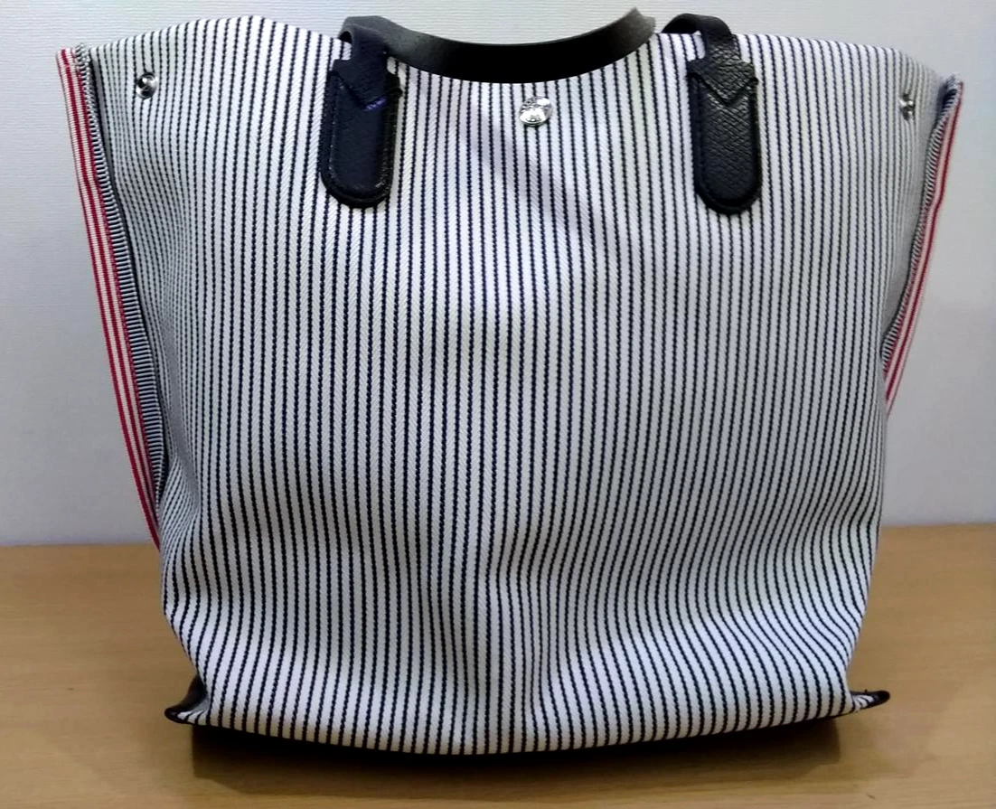 Borsa tote Longchamp Roseau Essential a righe bianca nera rossa tela L autentica