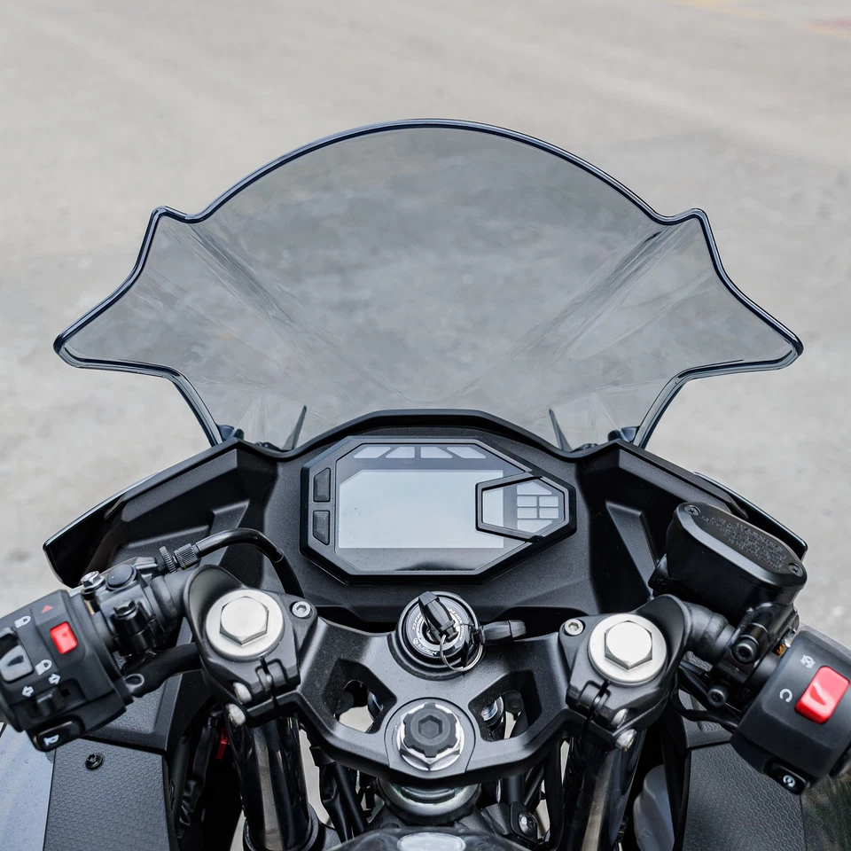 WOLFLINE Motorcycle Aerodynamic Windshield for Kawasaki Ninja 500 2024-2025 Foto 2 de 4