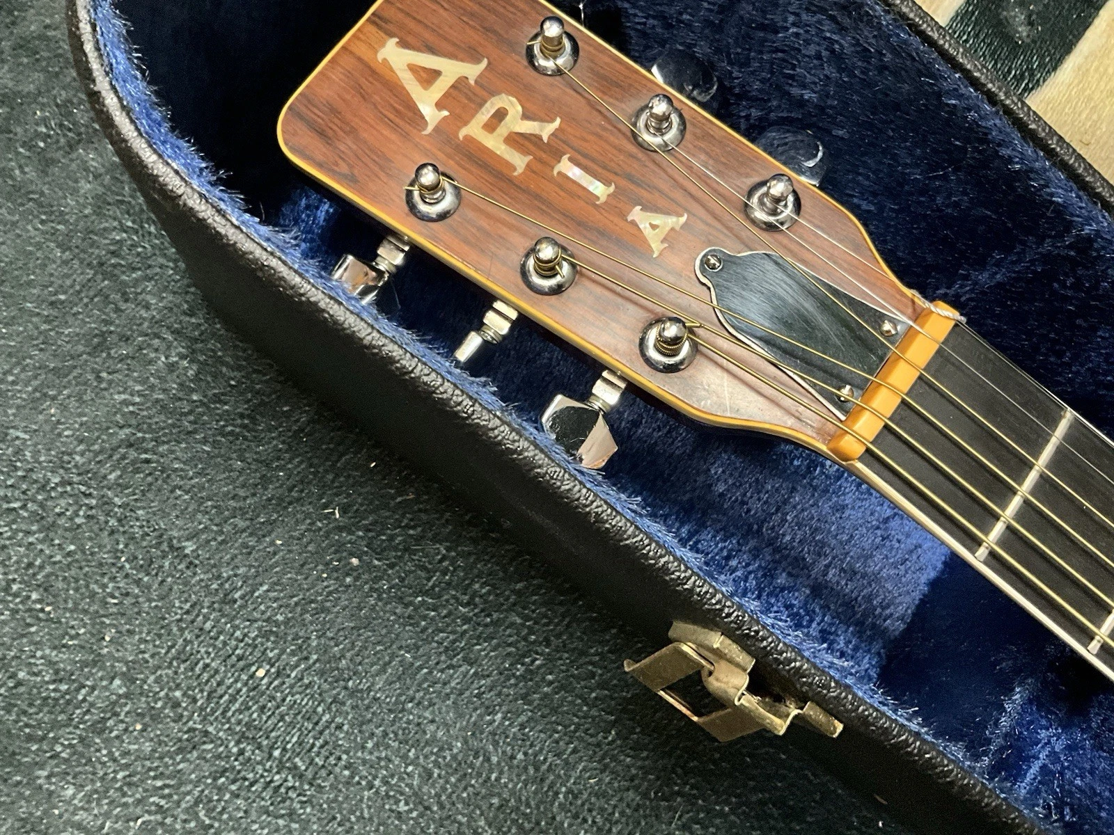 Picture 8 of 24