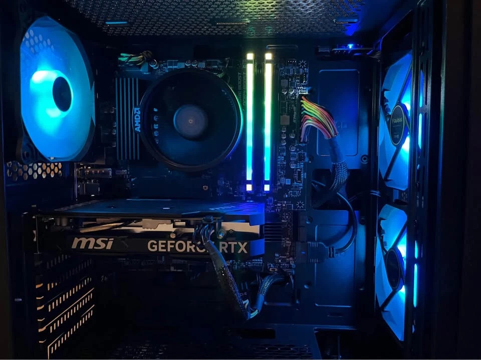 RTX 4060 POWERFUL GAMING PC | Ryzen 5 5500 | 16 GB RAM | WIFI & BLUETOOTH - Image 3 of 4