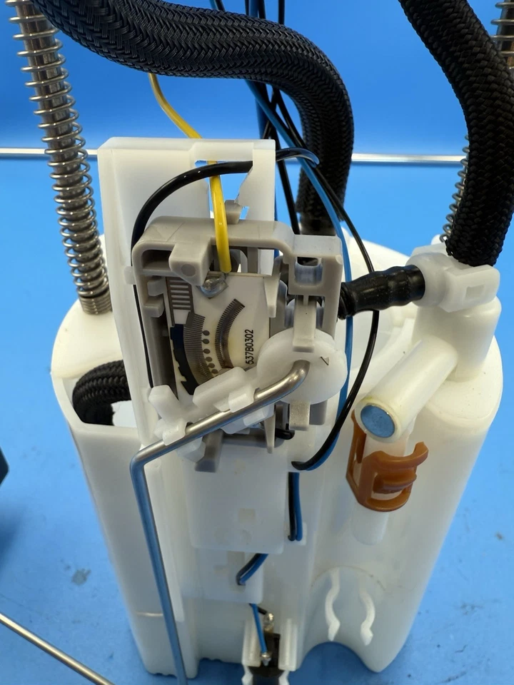 2008-2013 INFINITI G37 BOMBA DE GASOLINA COMBUSTÍVEL COM CONJUNTO DE SENSOR DE ALAVANCA 3.7L FABRICANTE DE EQUIPAMENTO ORIGINAL - Imagem 3 de 4