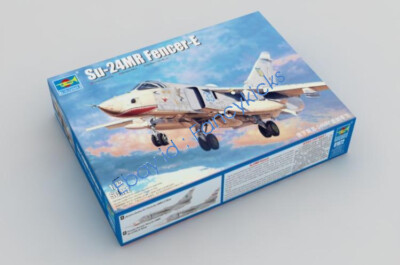 Trumpeter 1/72 01672 Su-24MR Fencer-E