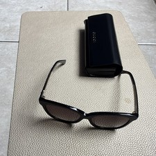 Gucci Oversized Square Sunglasses Black Plastic Frame Gray Gradient Lens Case