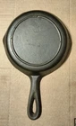 Vintage 3 Notch Lodge #3 In Excellent Condition Cast Iron Skillet