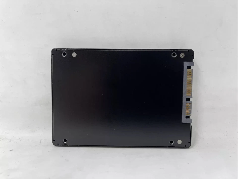 Micron M600 1TB SSD SATA 6Gb/s MTFDDAK1T0MBF 2.5" - GRADE A, TESTED AND WIPED - Image 2 of 3