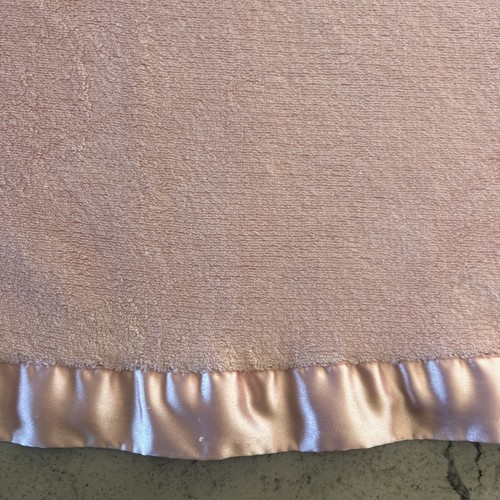 Little Giraffe 30” X 32” Pink Satin Trim Baby Blanket - Picture 3 of 21