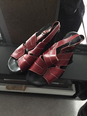 Chaussures femme Sandales cuir Confortissimo rouge 36