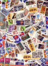 200 MNH SINGLES, BLOCKS & STRIPS OF 10c POSTAGE STAMPS   $20.00 FACE (FV)