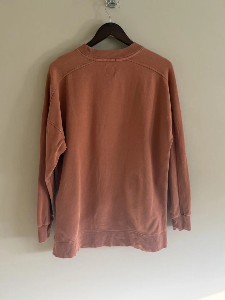 Gap Women’s Split Hem Longsleeve Sweatshirt Rust Orange Cozy Pullover Med Tall - Image 4 of 4
