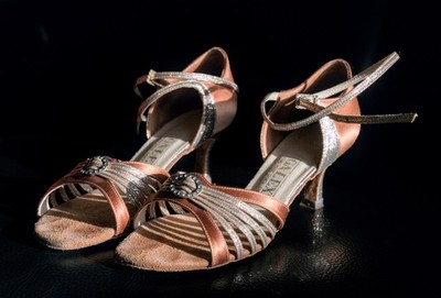 Sehr schöne glitzernde Galex Tanzschuhe für Damen Größe 39